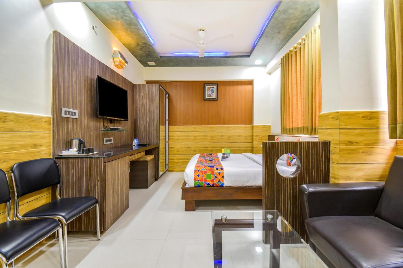 Fabhotel Kohinoor Plaza Ahmedabad Exterior foto