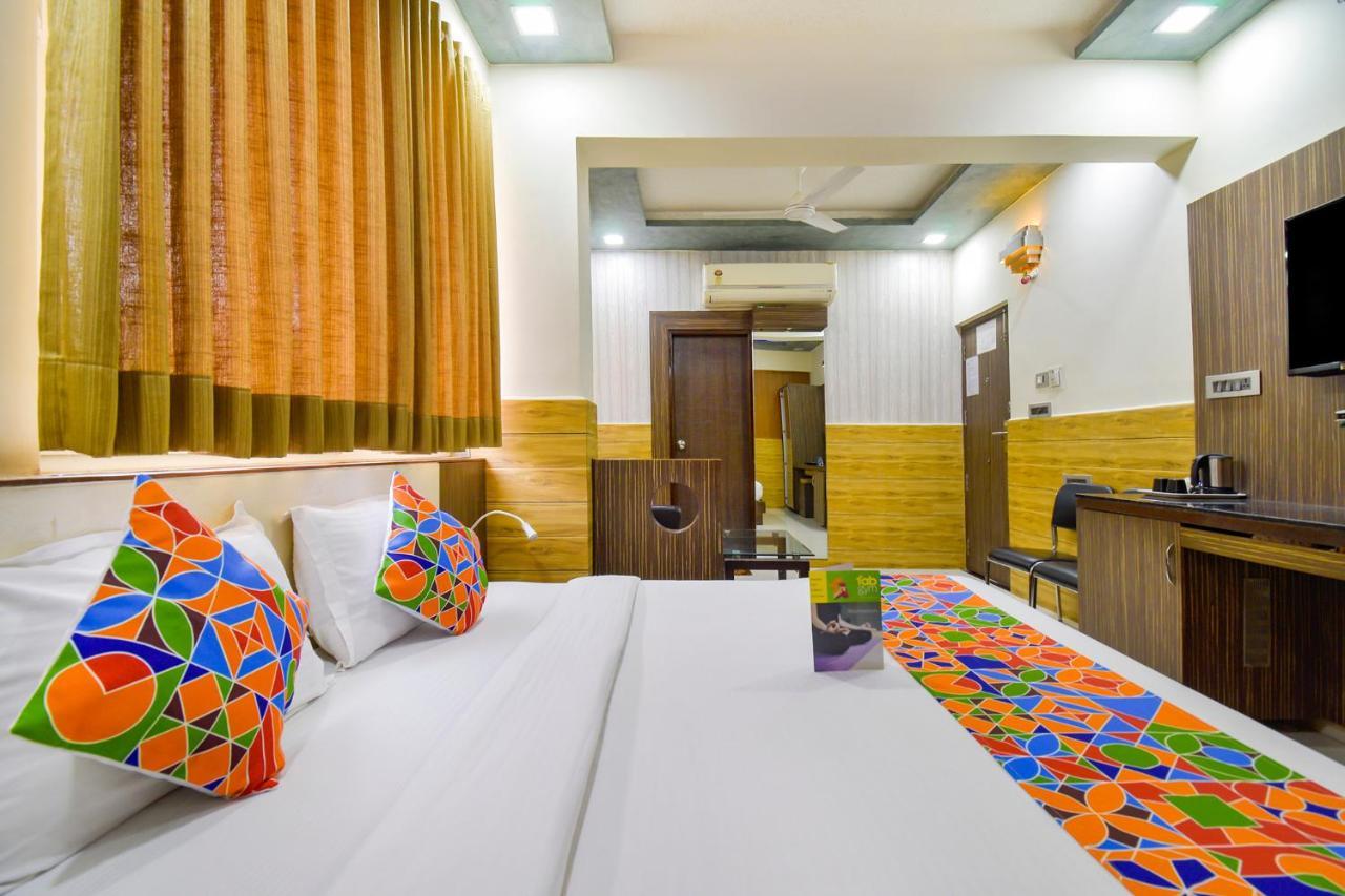 Fabhotel Kohinoor Plaza Ahmedabad Exterior foto