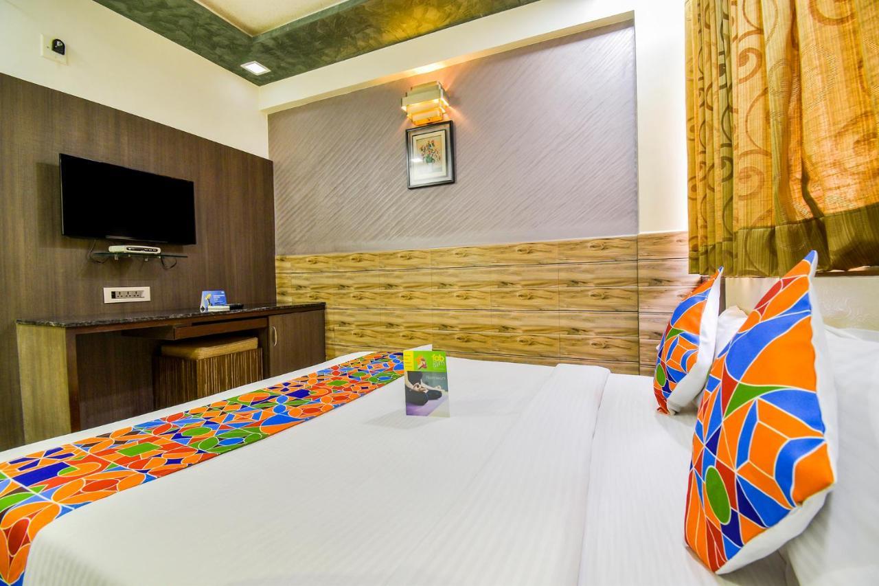 Fabhotel Kohinoor Plaza Ahmedabad Exterior foto